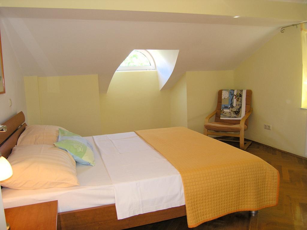 קרק Apartments Kristina מראה חיצוני תמונה