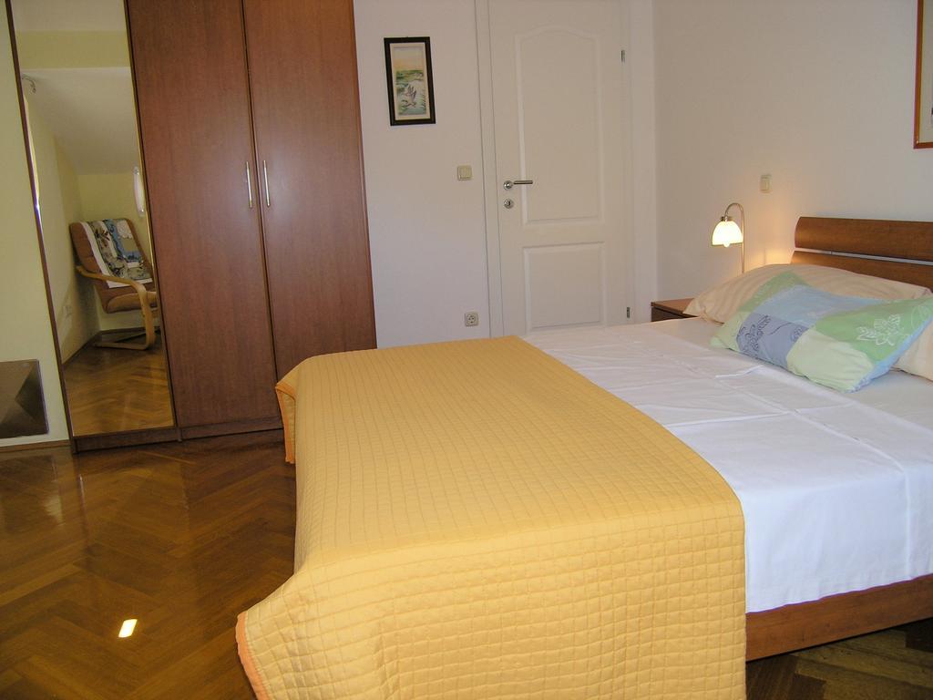 קרק Apartments Kristina מראה חיצוני תמונה