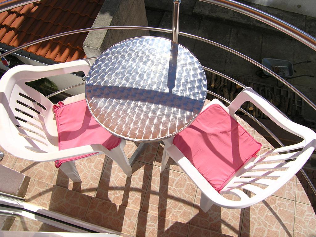 קרק Apartments Kristina מראה חיצוני תמונה