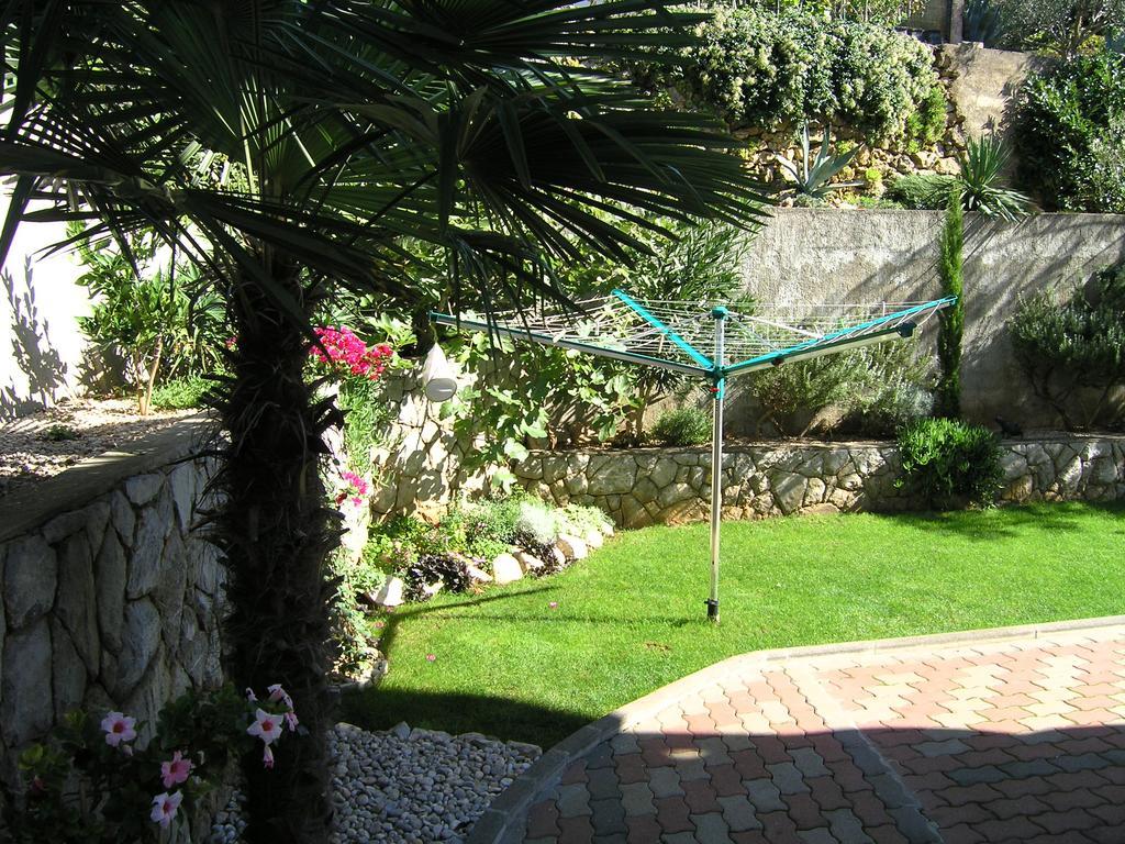 קרק Apartments Kristina מראה חיצוני תמונה