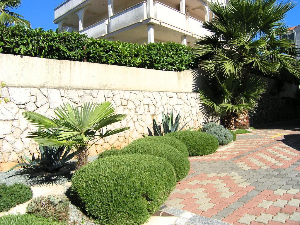 קרק Apartments Kristina מראה חיצוני תמונה