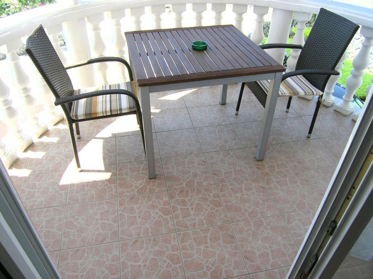 קרק Apartments Kristina מראה חיצוני תמונה